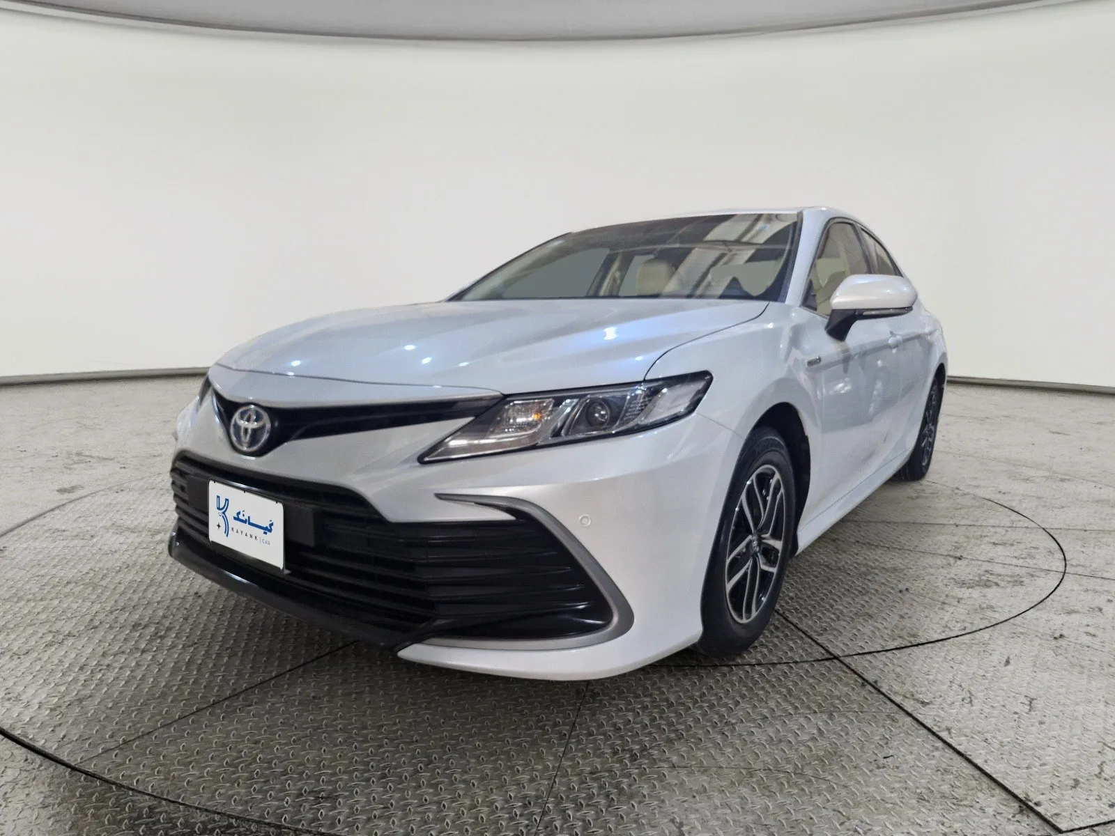 Toyota Camry LE HEV 2023