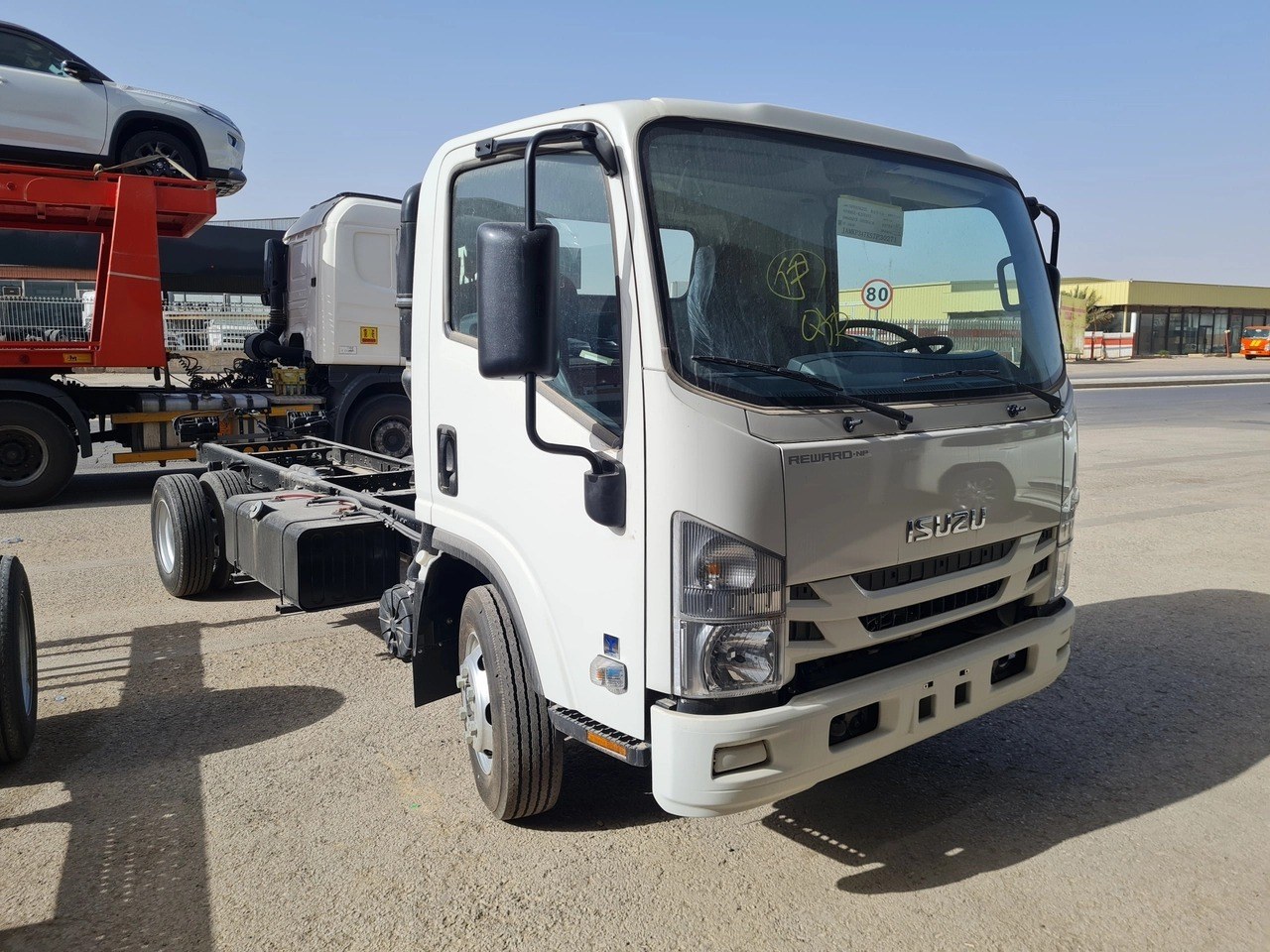Isuzu Dyna شاص طويل 2026