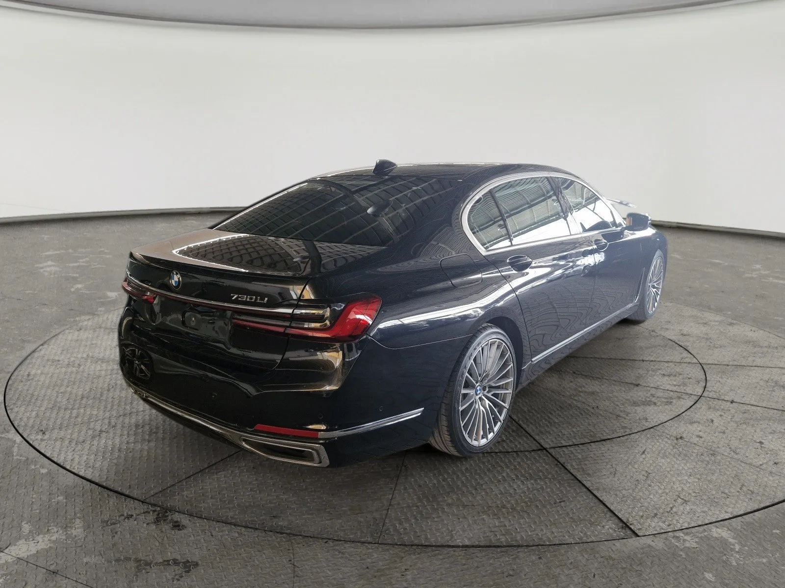 BMW 7 Series 730Li 2022
