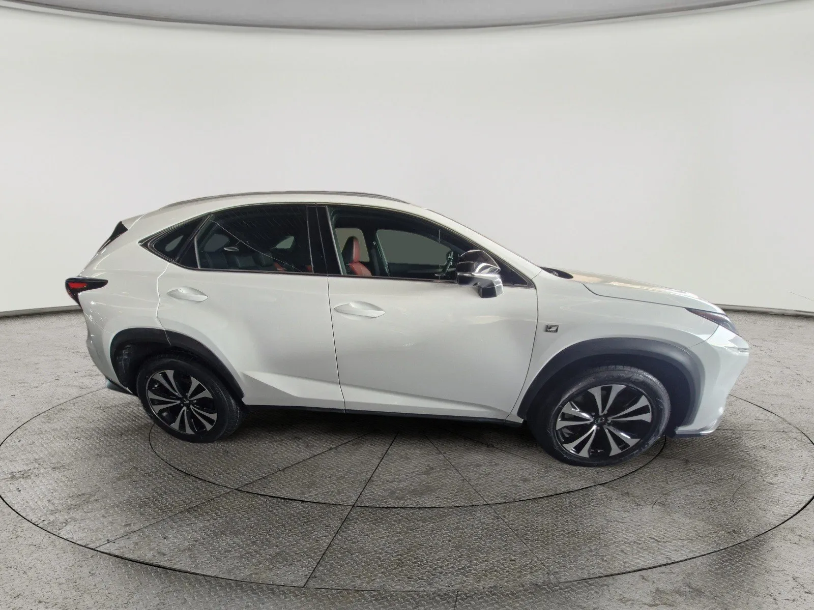 Lexus NX 300 2021