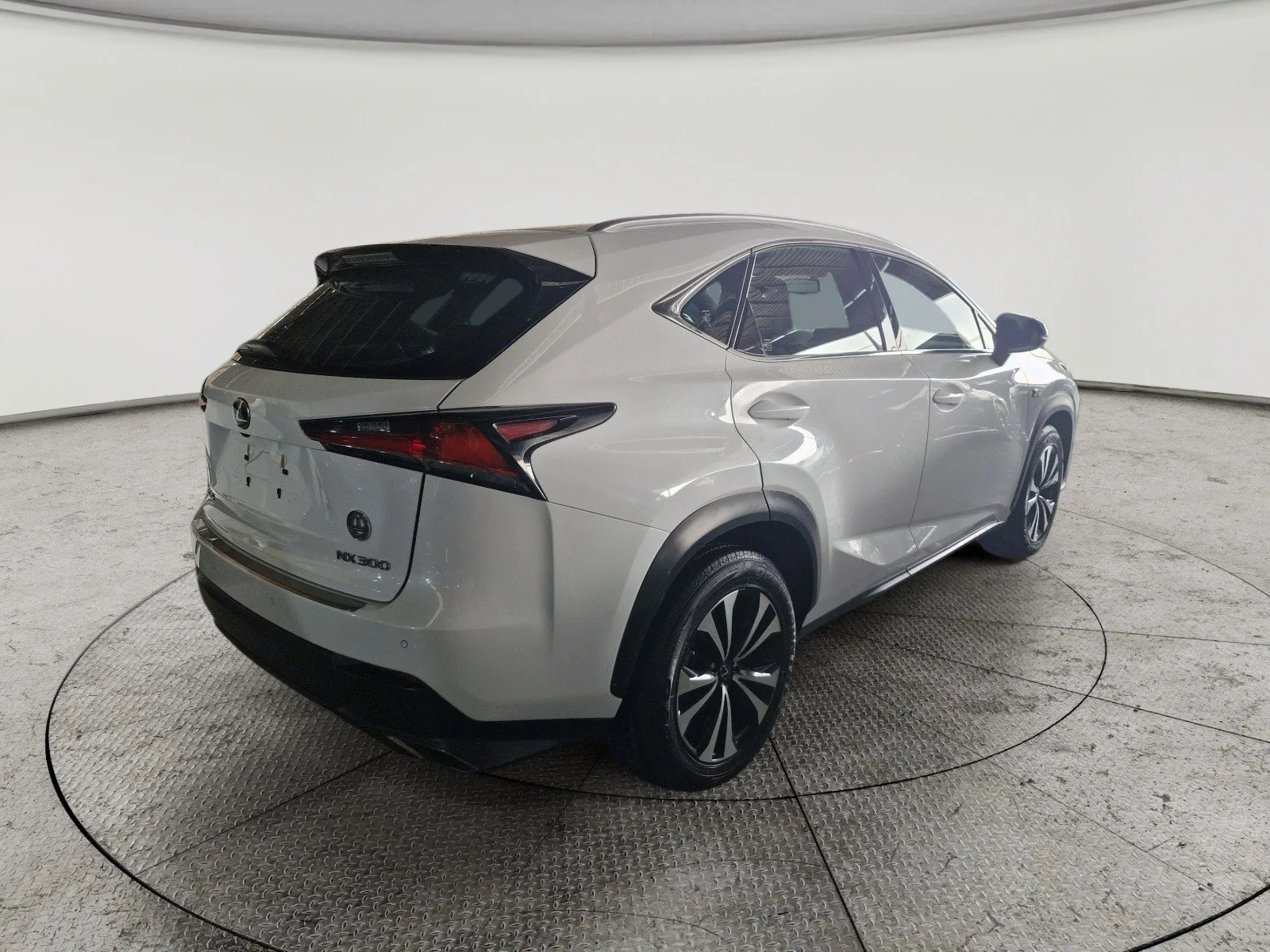 Lexus NX 300 2021