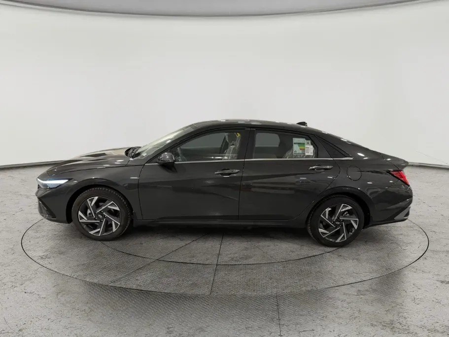 Hyundai Elantra Comfort China 2026
