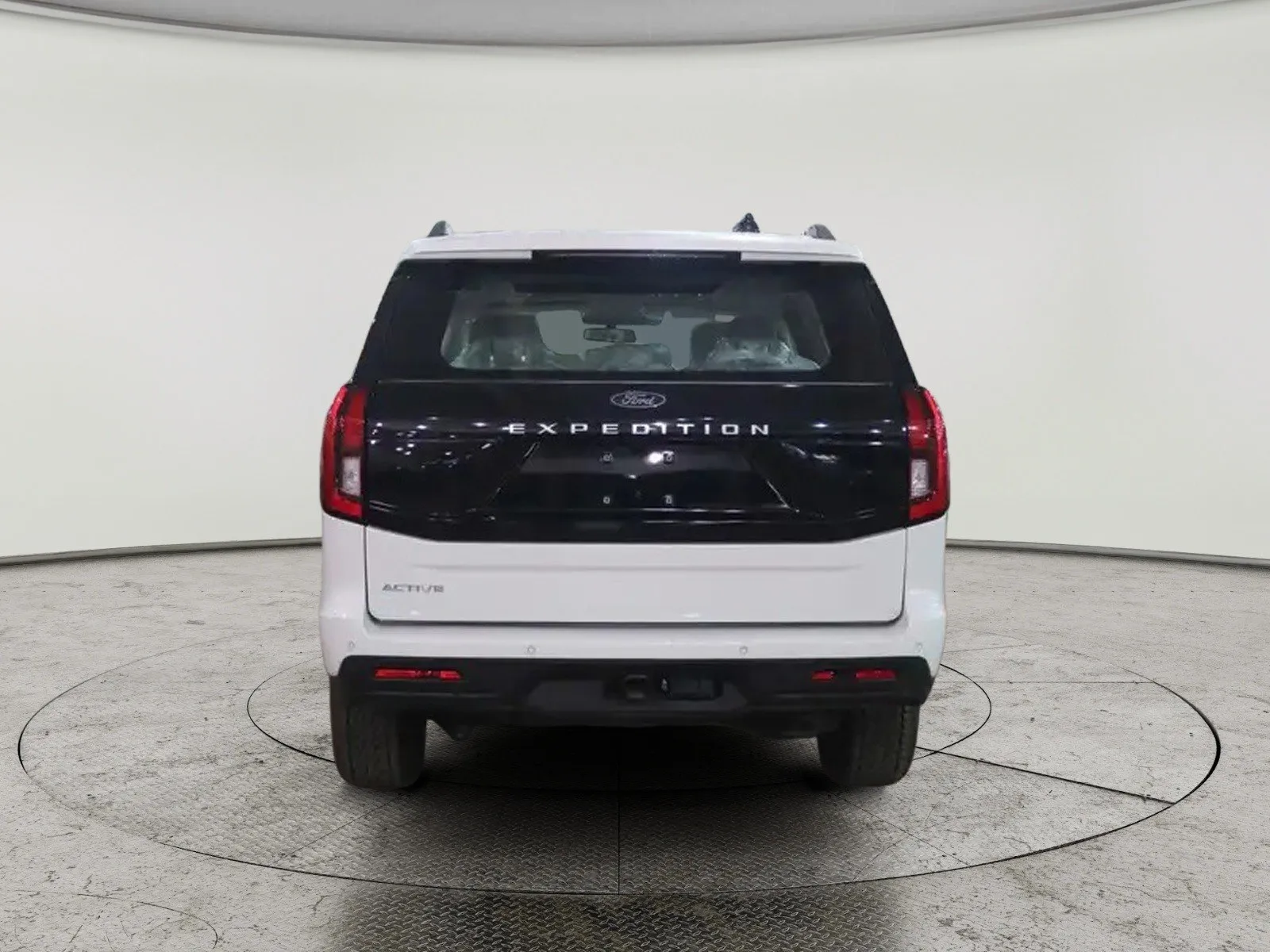 Ford Expedition Active 2025