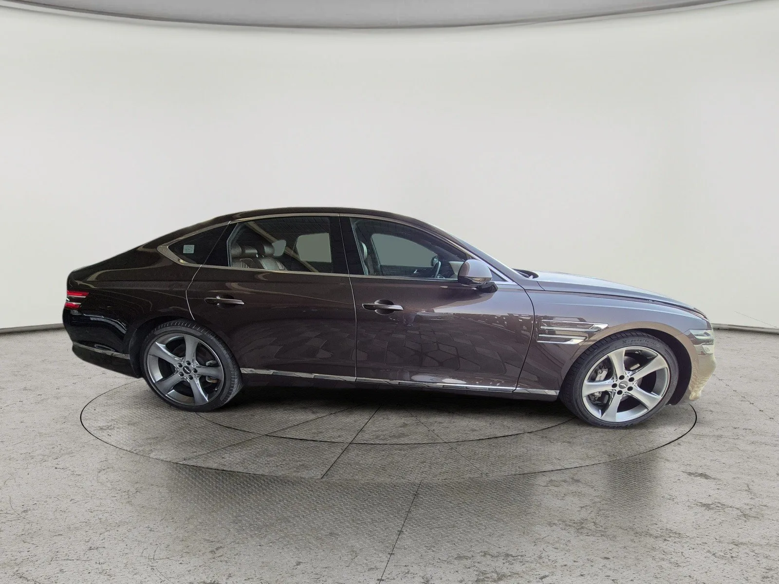 Genesis G80 ROYAL 2021