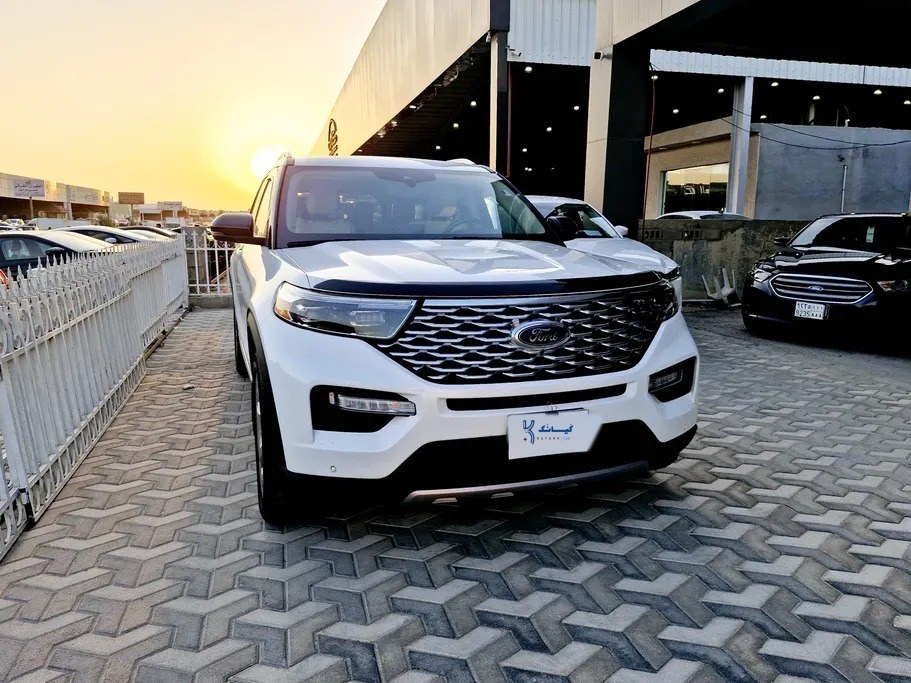 Ford Explorer Platinum 2020