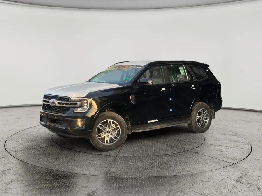 Ford Everest XLT 2025