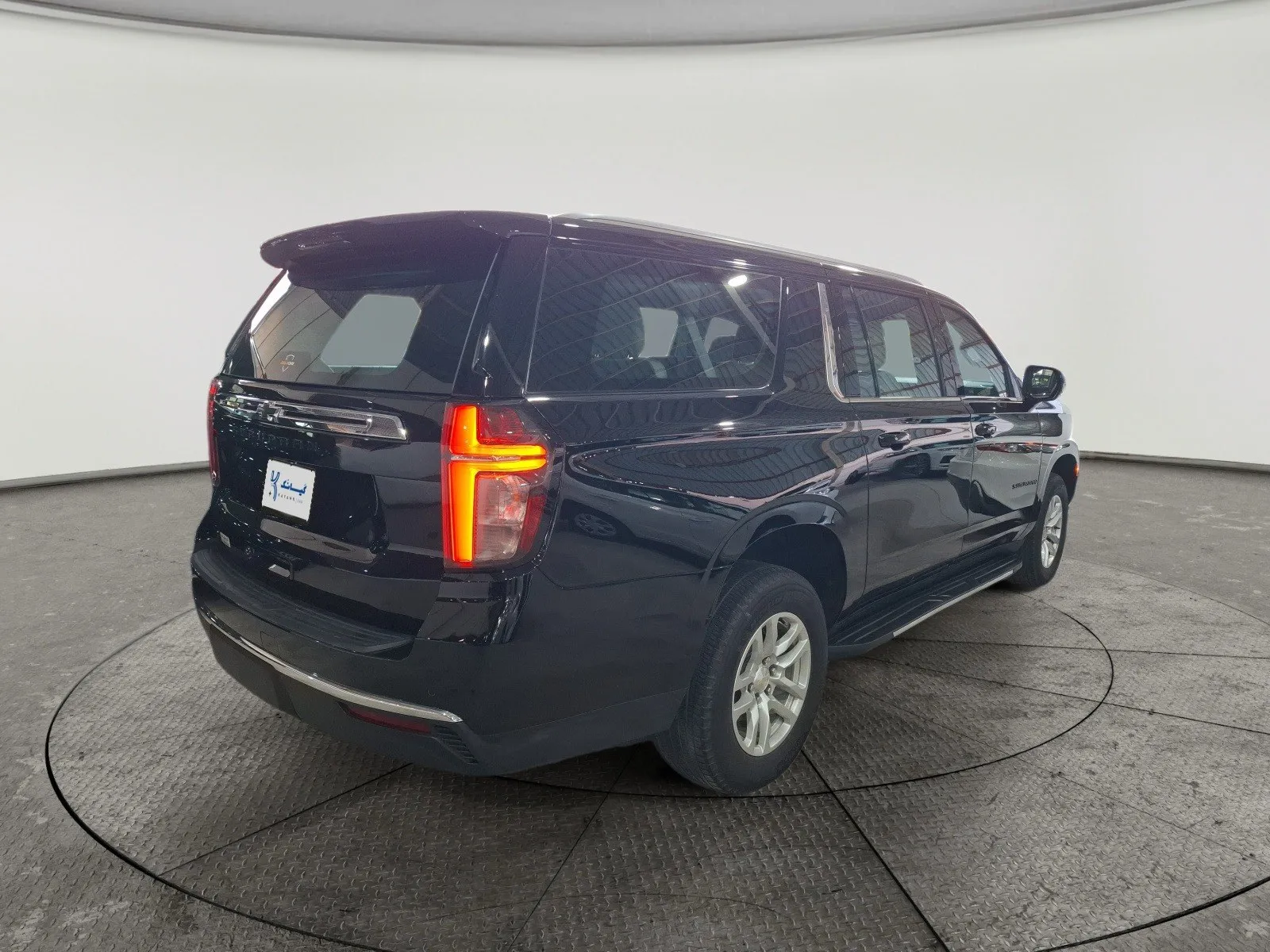 Chevrolet Suburban LS 2023