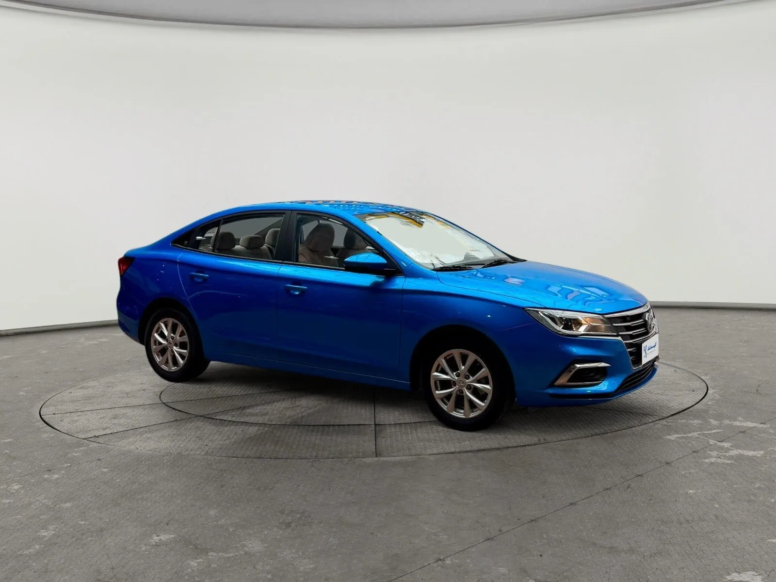 MG 5 STD 2025