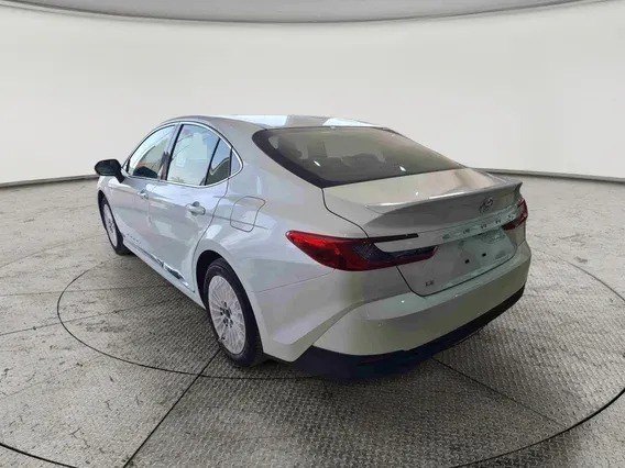 Toyota Camry LE 2026