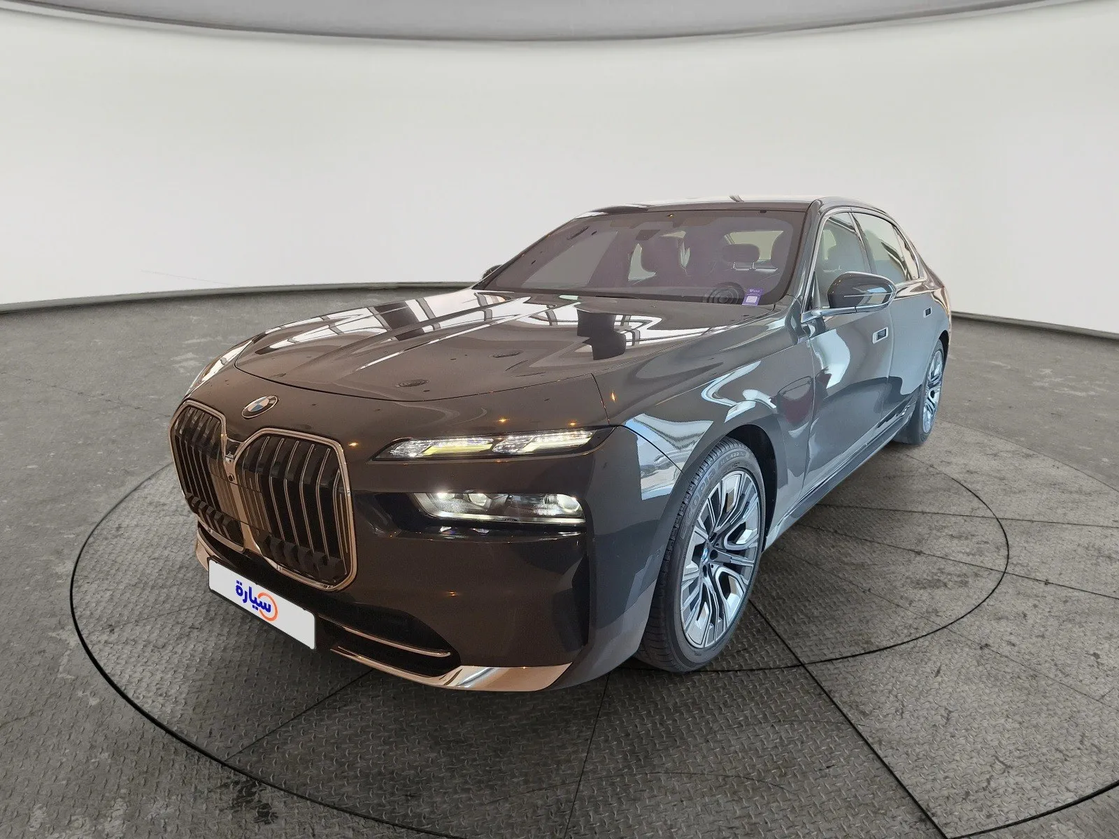BMW 7 Series 735i 2023