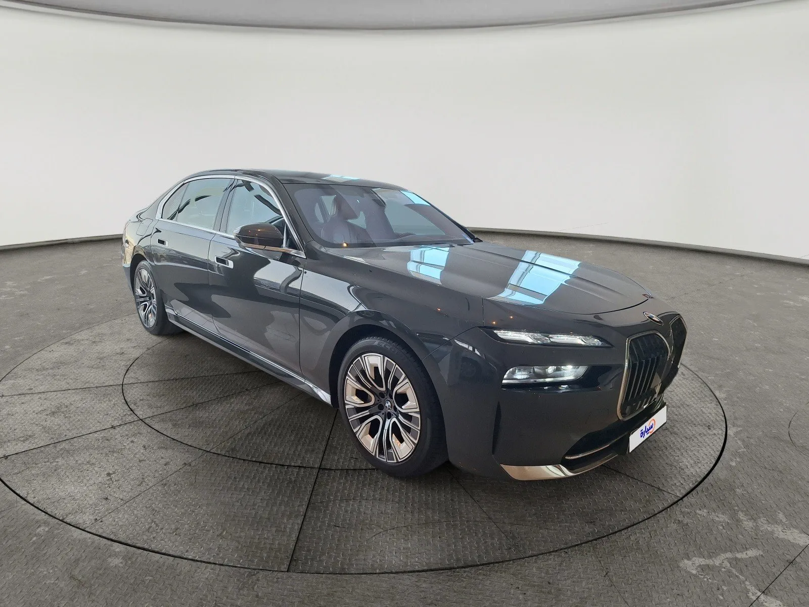 BMW 7 Series 735i 2023